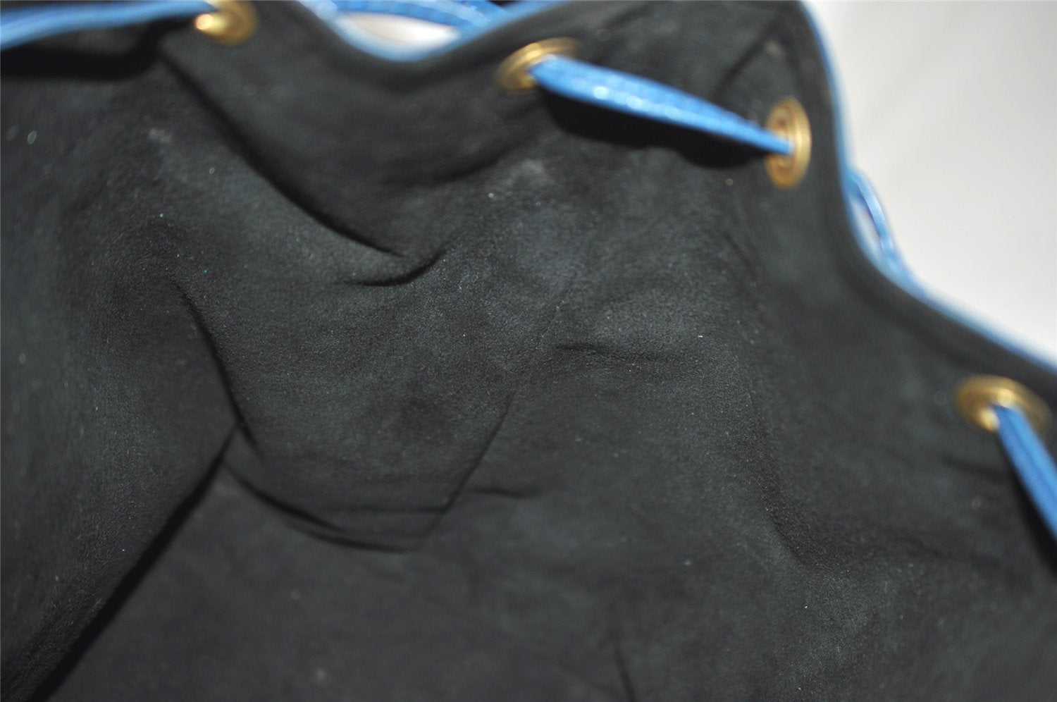 Authentic Louis Vuitton Epi Petit Noe Shoulder Drawstring Bag M44105 Blue 9478J