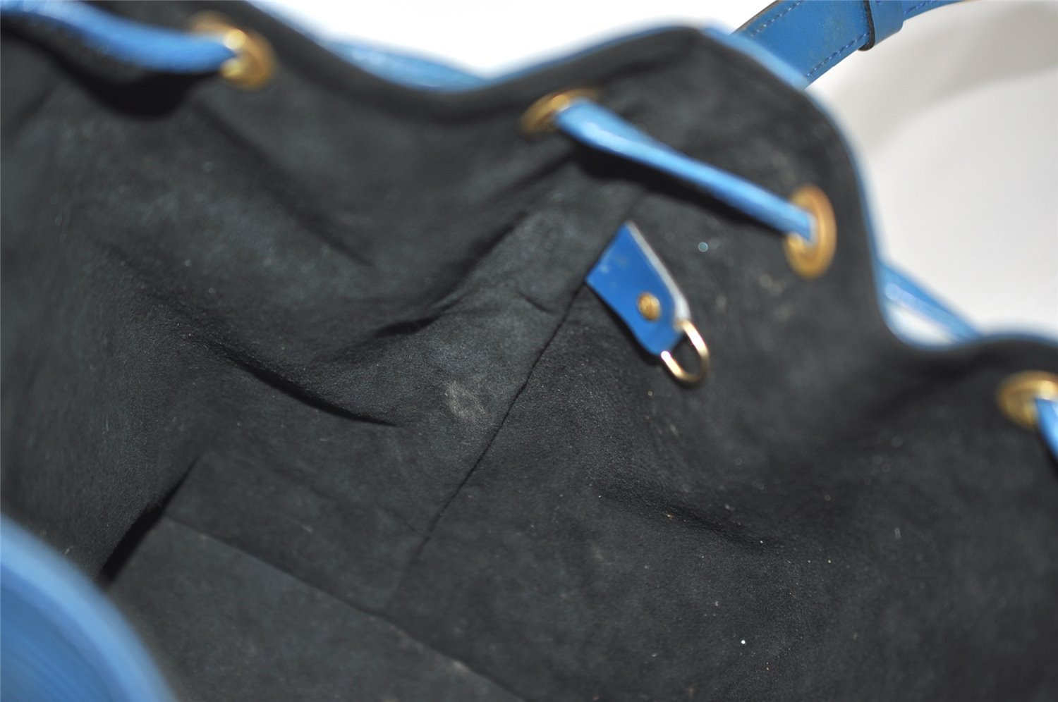 Authentic Louis Vuitton Epi Petit Noe Shoulder Drawstring Bag M44105 Blue 9478J