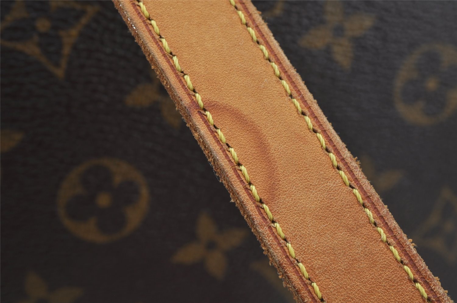 Authentic Louis Vuitton Monogram Cabas Mezzo Shoulder Tote Bag M51151 LV 9481I