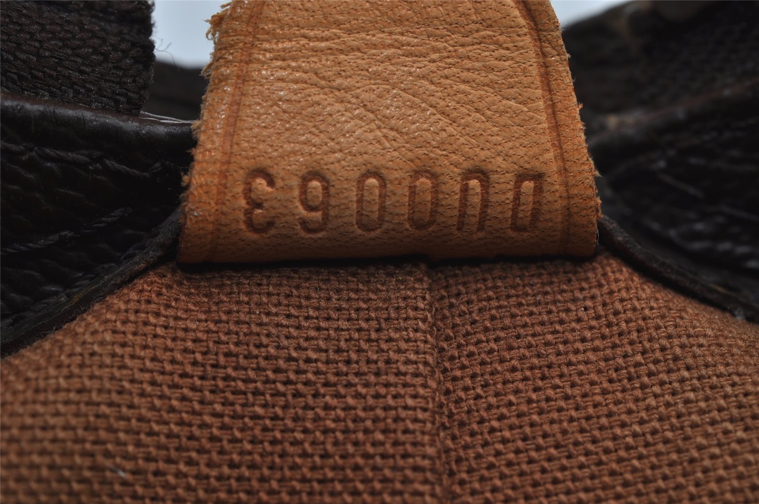 Authentic Louis Vuitton Monogram Cabas Mezzo Shoulder Tote Bag M51151 LV 9481I