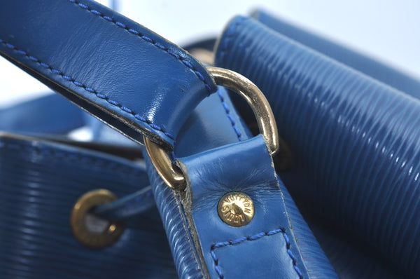 Authentic Louis Vuitton Epi Noe Shoulder Drawstring Bag Blue M44005 LV 9483I