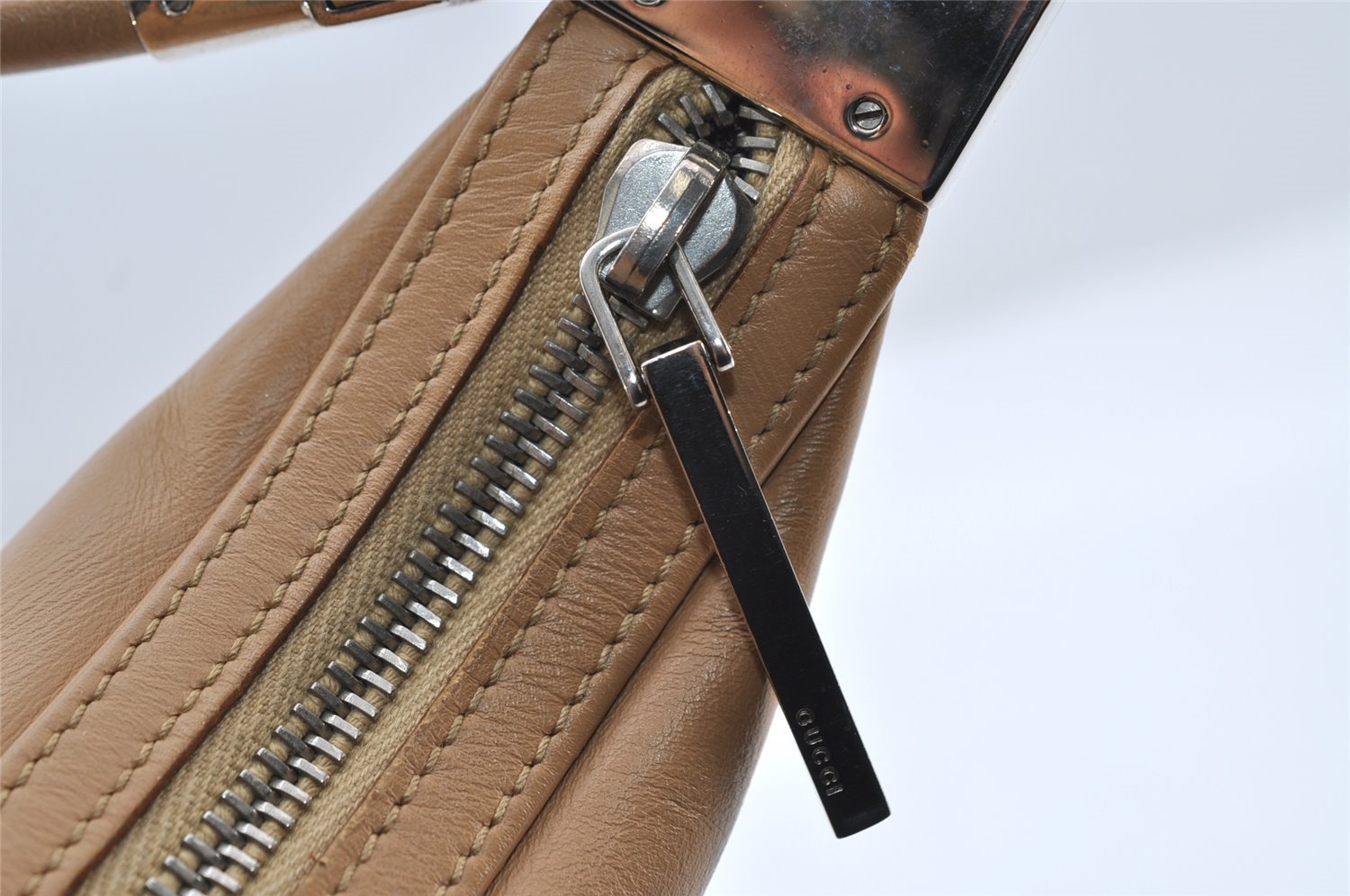 Authentic GUCCI Vintage Shoulder Bag Purse Leather 0013814 Beige 9486I