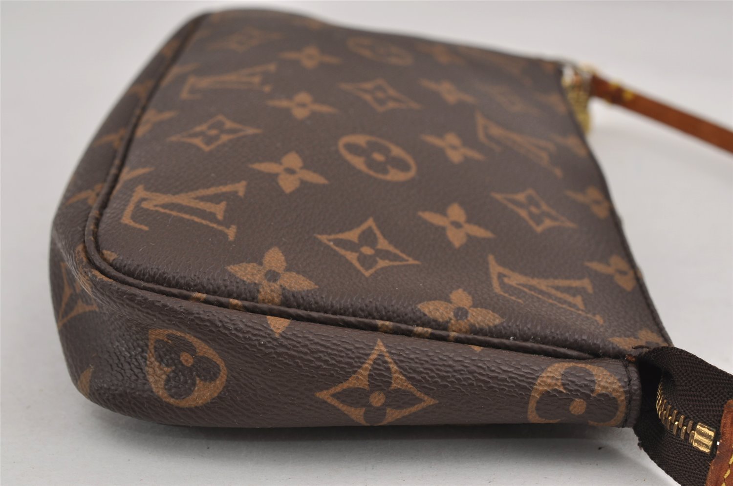 Authentic Louis Vuitton Monogram Pochette Accessoires Pouch M51980 LV 9486J