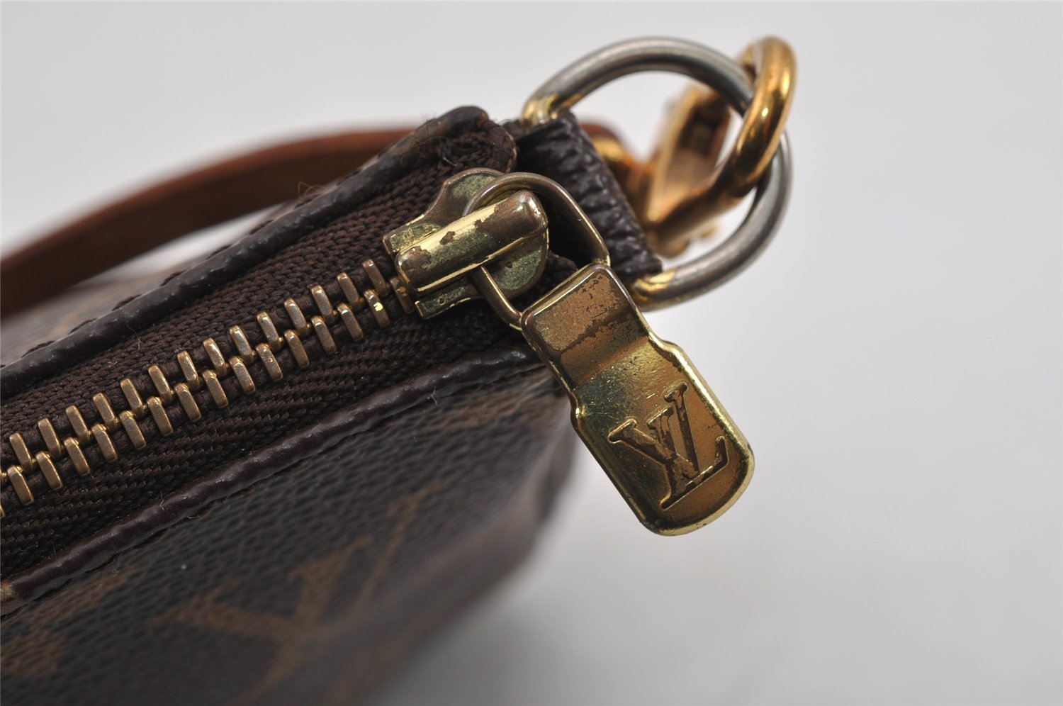 Authentic Louis Vuitton Monogram Pochette Accessoires Pouch M51980 LV 9486J