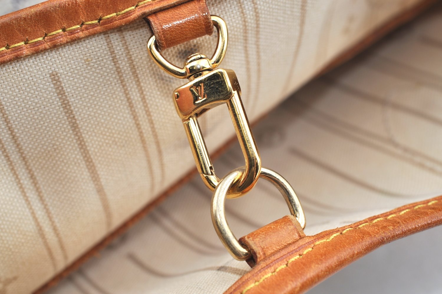 Authentic Louis Vuitton Damier Azur Neverfull PM Tote Bag N51110 LV 9510G