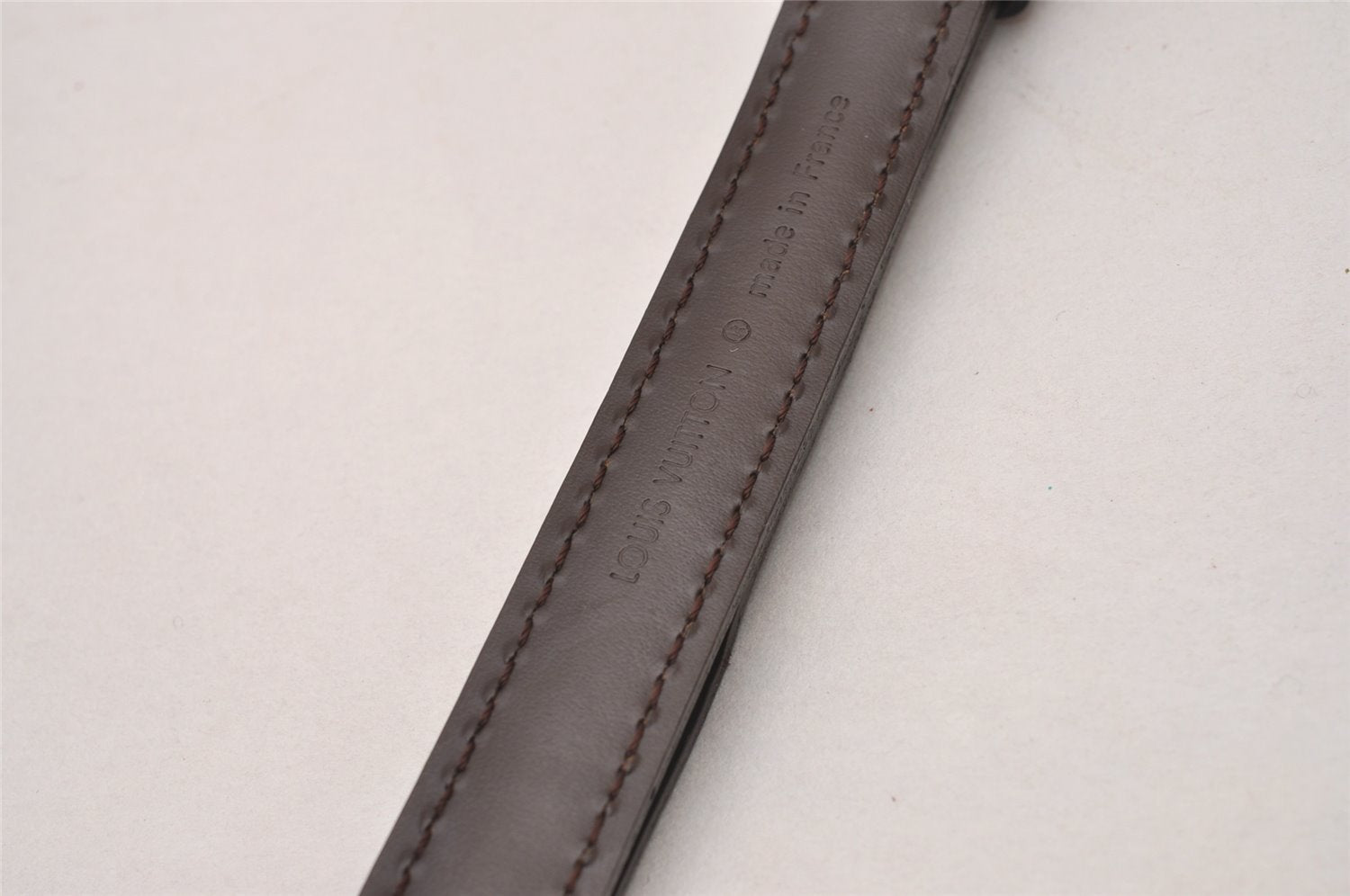 Authentic Louis Vuitton Leather Shoulder Strap Brown 40.4-47.8