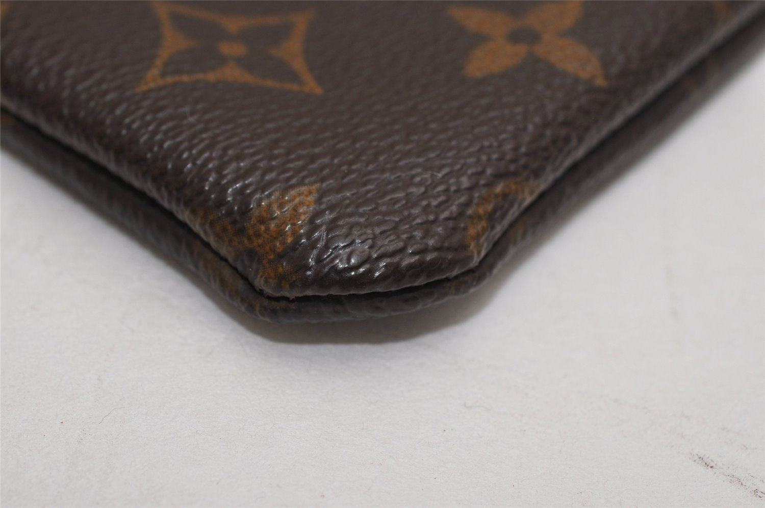 Authentic Louis Vuitton Monogram Pochette Cles Coin Purse Case M62650 LV 9514J