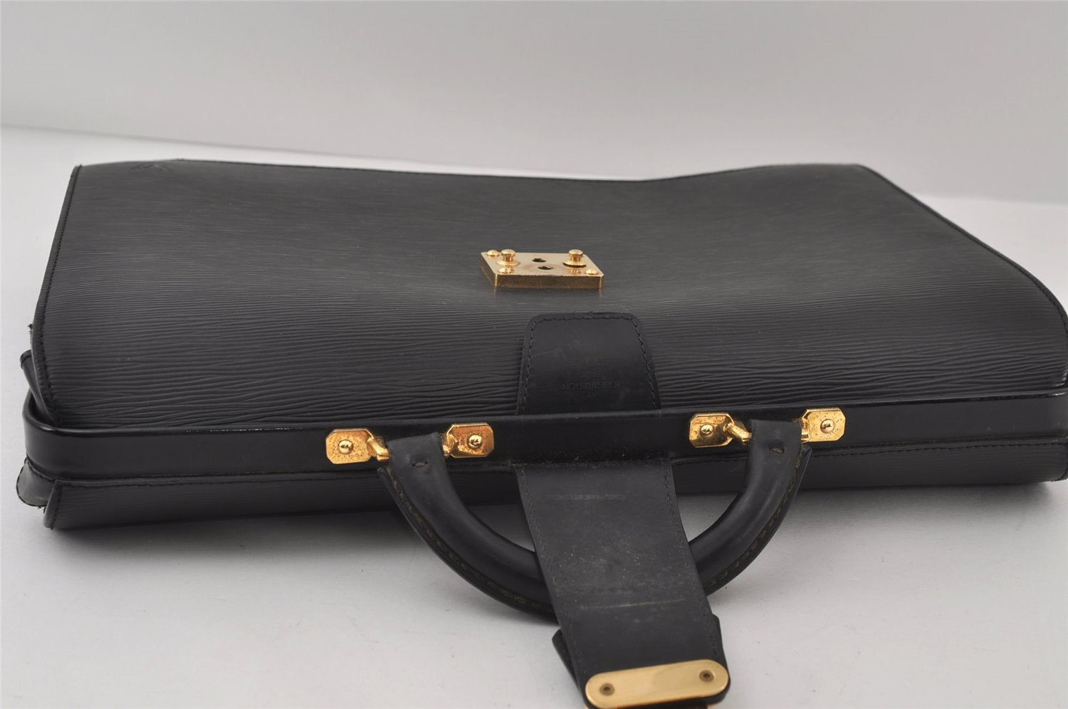 Authentic Louis Vuitton Epi Serviette Fermoir Briefcase M54352 Black LV 9521I
