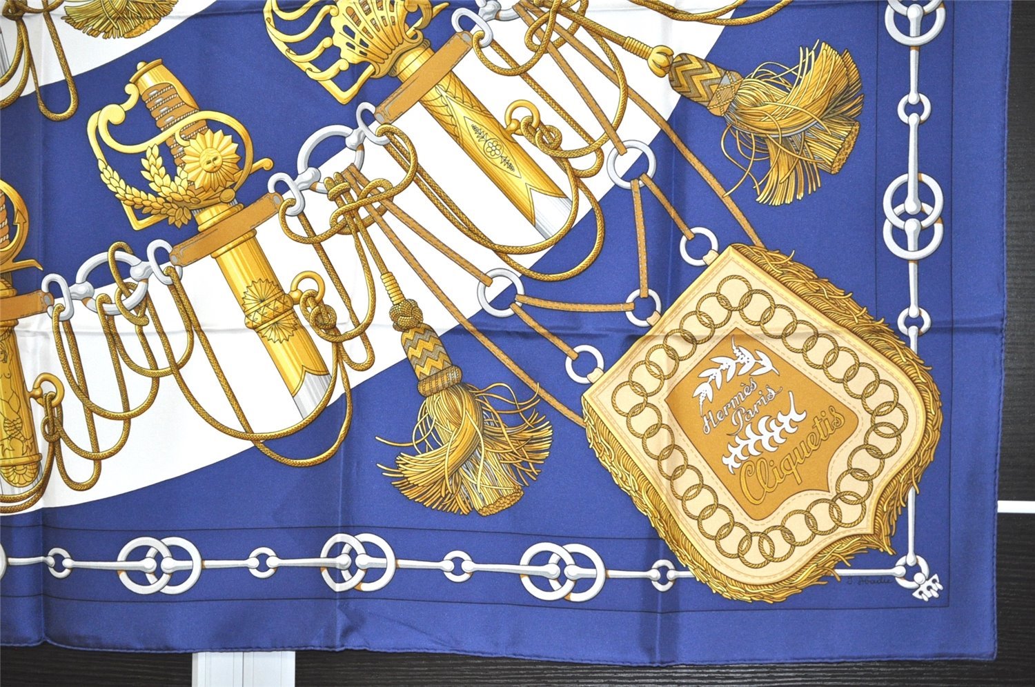 Authentic HERMES Carre 90 Scarf 