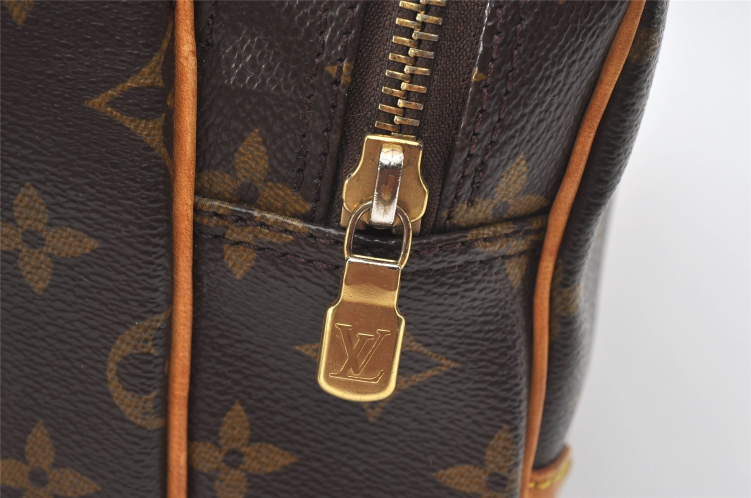 Authentic Louis Vuitton Monogram Nile Shoulder Cross Body Bag M45244 LV 9525I