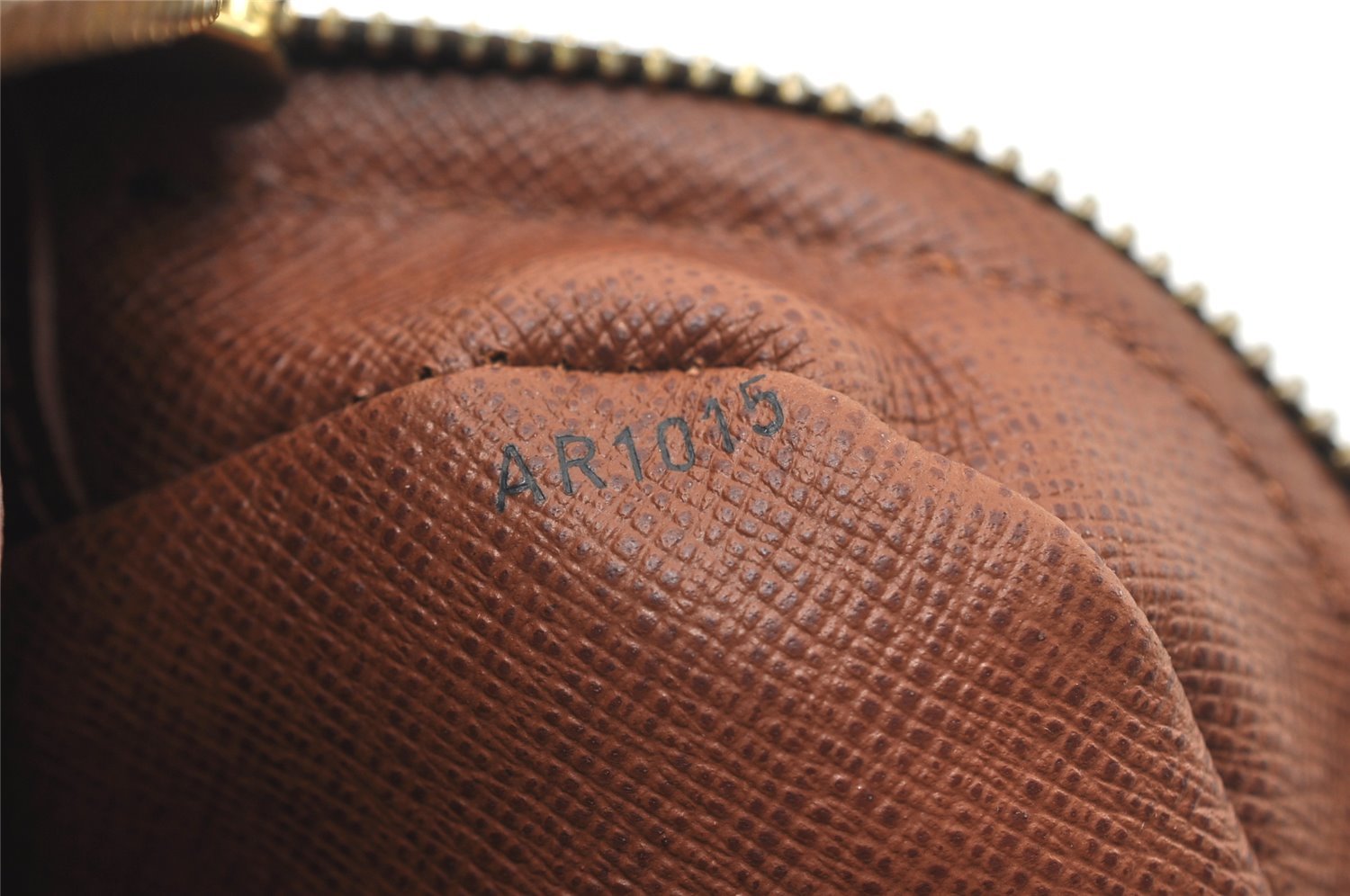 Authentic Louis Vuitton Monogram Nile Shoulder Cross Body Bag M45244 LV 9525I