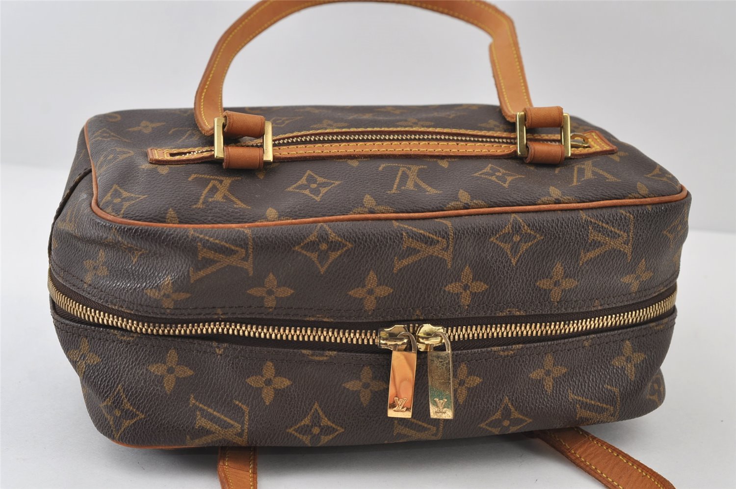 Authentic Louis Vuitton Monogram Cite MM Shoulder Bag M51182 LV 9530I