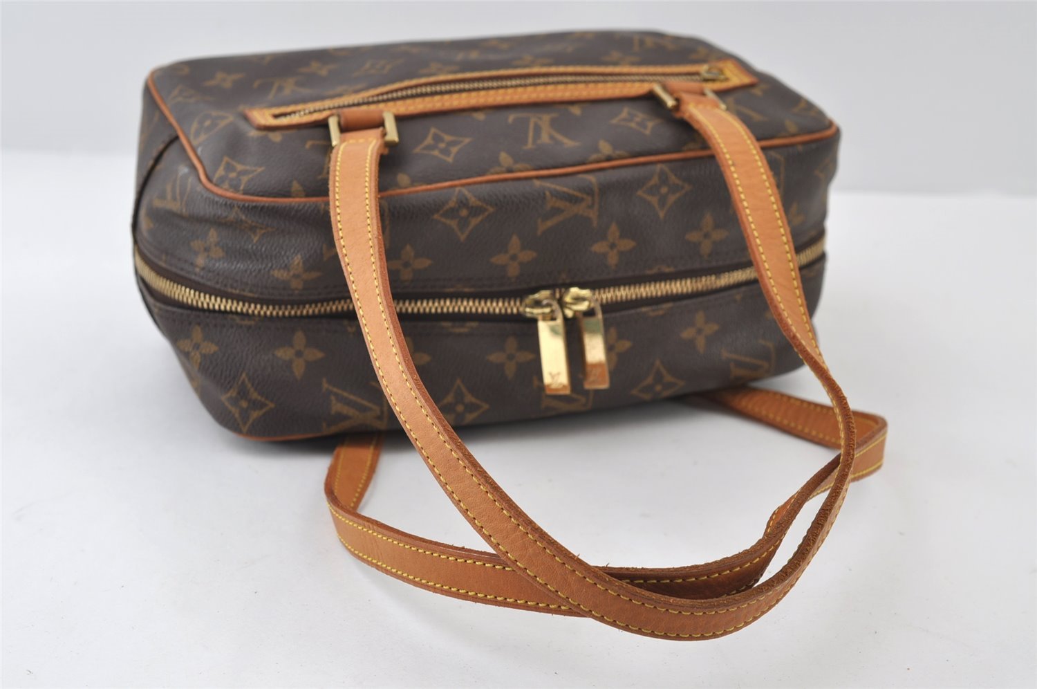 Authentic Louis Vuitton Monogram Cite MM Shoulder Bag M51182 LV 9530I