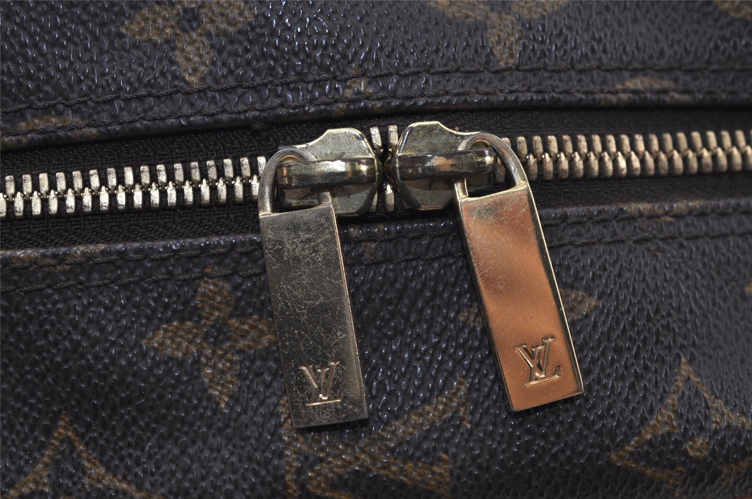 Authentic Louis Vuitton Monogram Cite MM Shoulder Bag M51182 LV 9530I