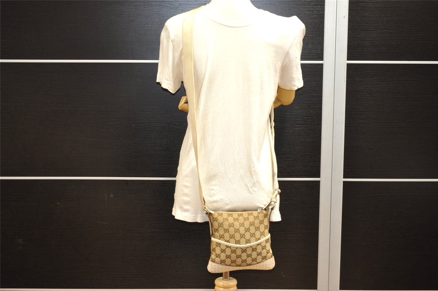 Authentic GUCCI Shoulder Cross Body Bag GG Canvas Leather 147671 Brown 9543I