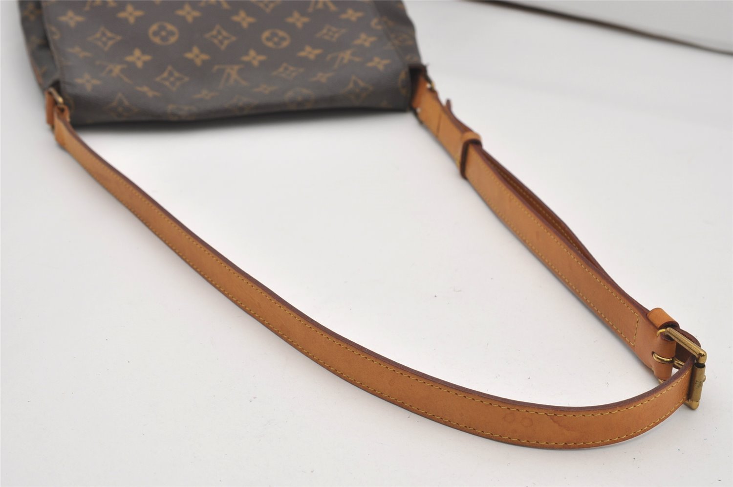 Authentic Louis Vuitton Monogram Musette Shoulder Cross Body Bag M51256 LV 9557I
