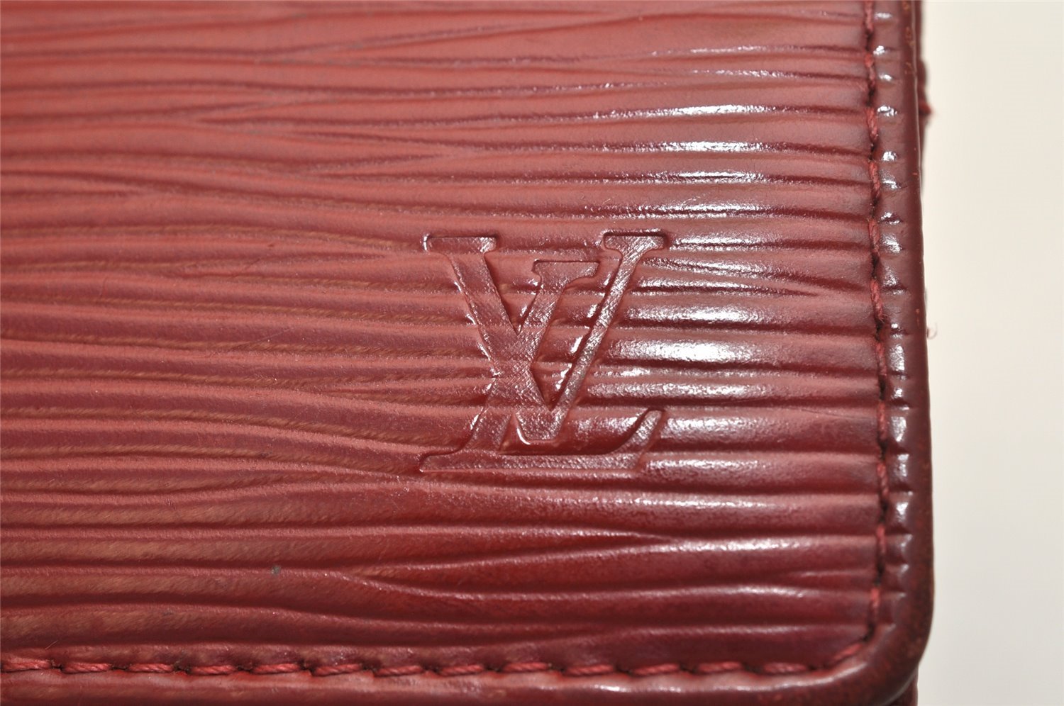 Authentic Louis Vuitton Epi Portefeuille Sarah Long Wallet Brown M6374M LV 9557J