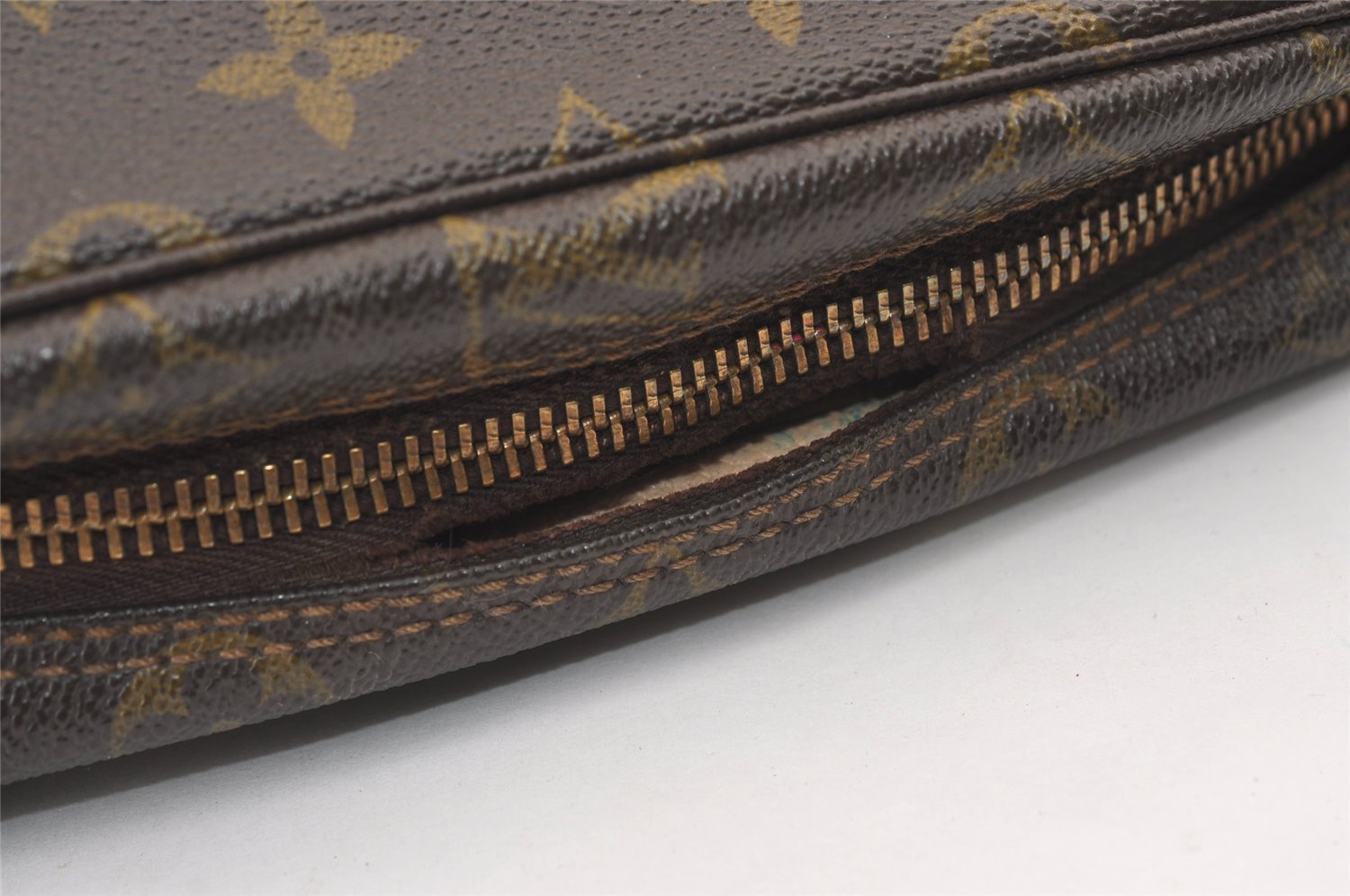 Auth Louis Vuitton Monogram Trousse Toilette 23 Clutch Bag Old Model Junk 9560J