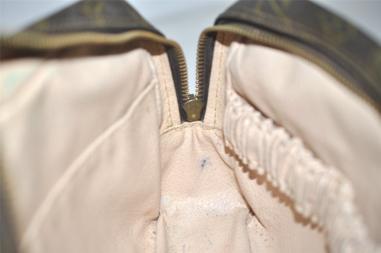 Auth Louis Vuitton Monogram Trousse Toilette 23 Clutch Bag Old Model Junk 9560J