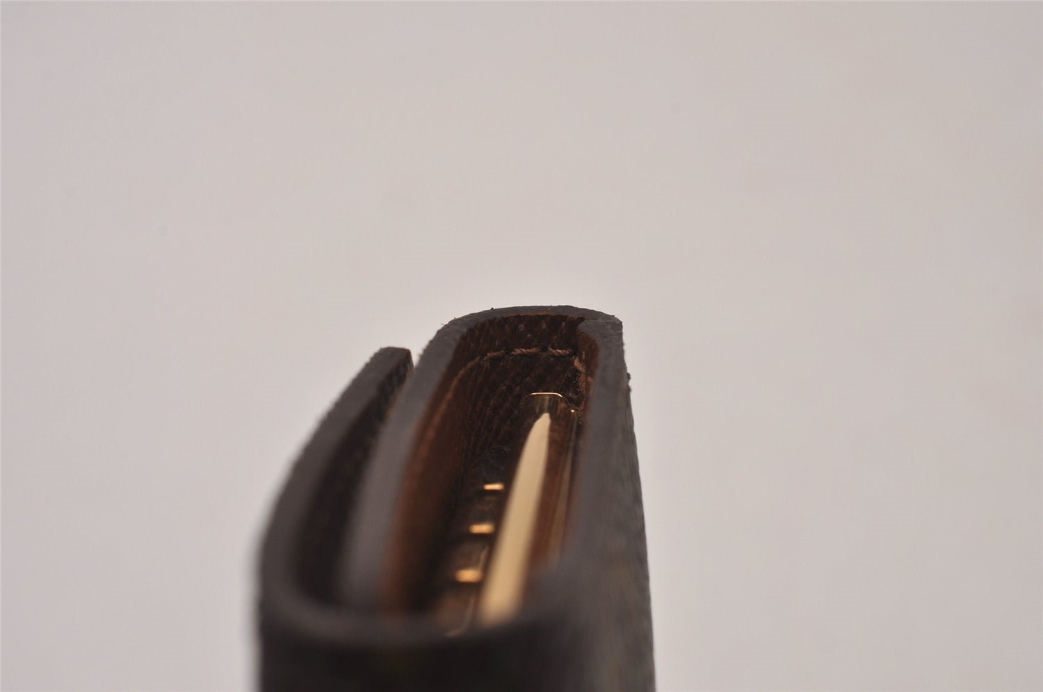 Authentic Louis Vuitton Monogram Multicles 4 Four Hooks Key Case M62631 LV 9564I