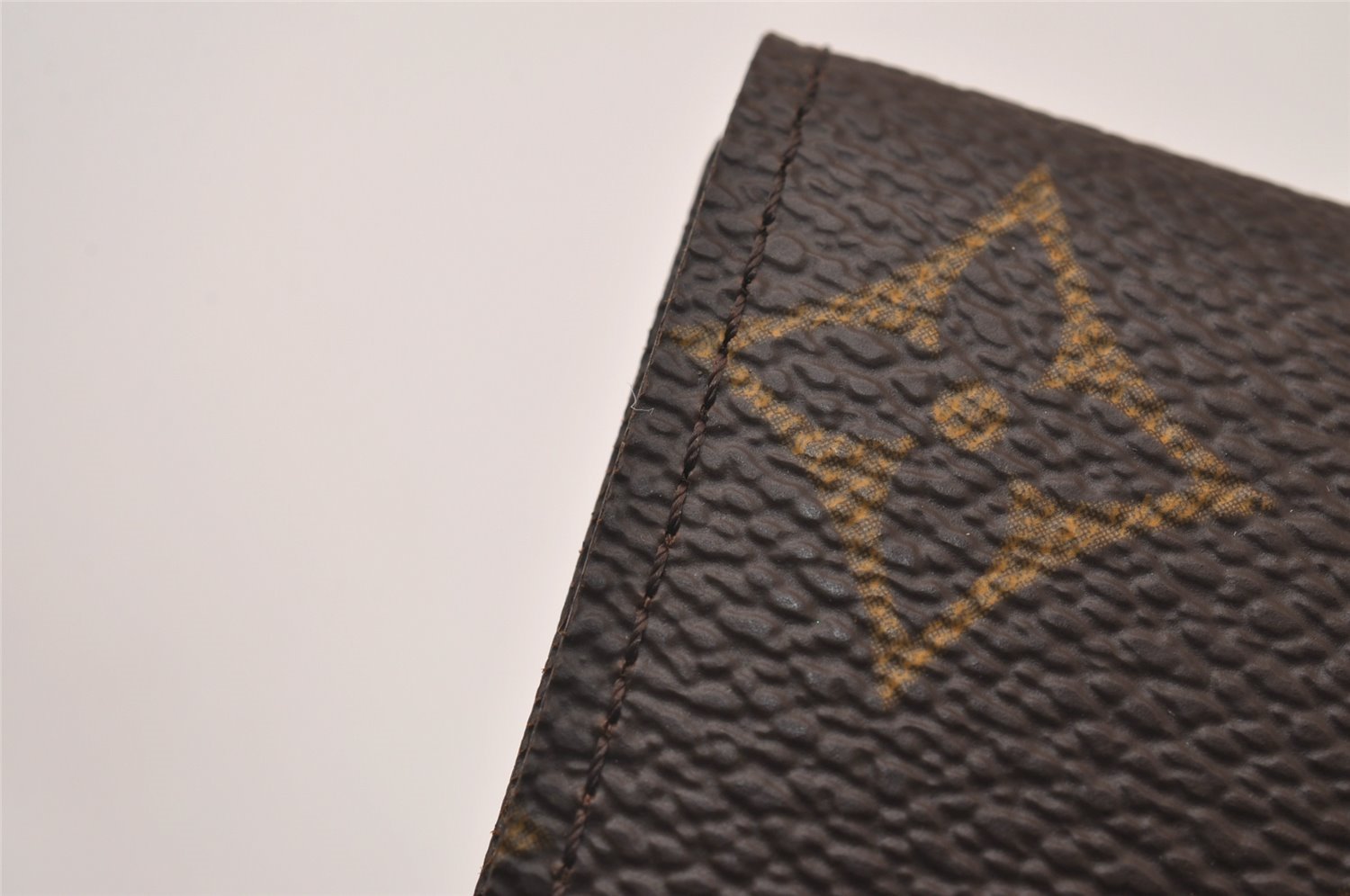 Authentic Louis Vuitton Monogram Multicles 4 Four Hooks Key Case M62631 LV 9564I