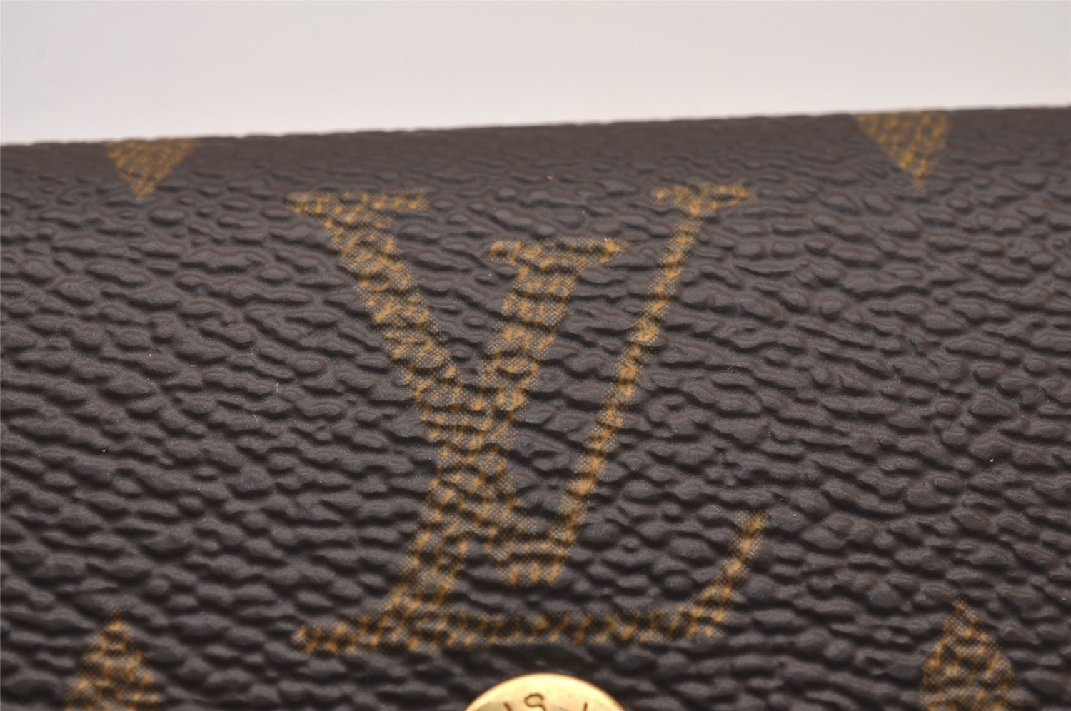 Authentic Louis Vuitton Monogram Multicles 4 Four Hooks Key Case M62631 LV 9564I