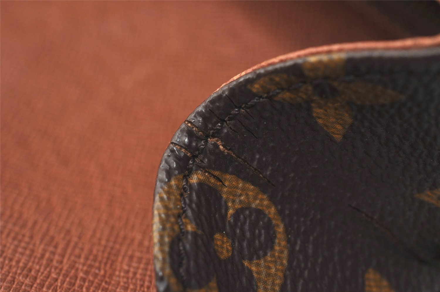 Authentic Louis Vuitton Monogram Saint Cloud MM M51243 Shoulder Cross Bag 9569I