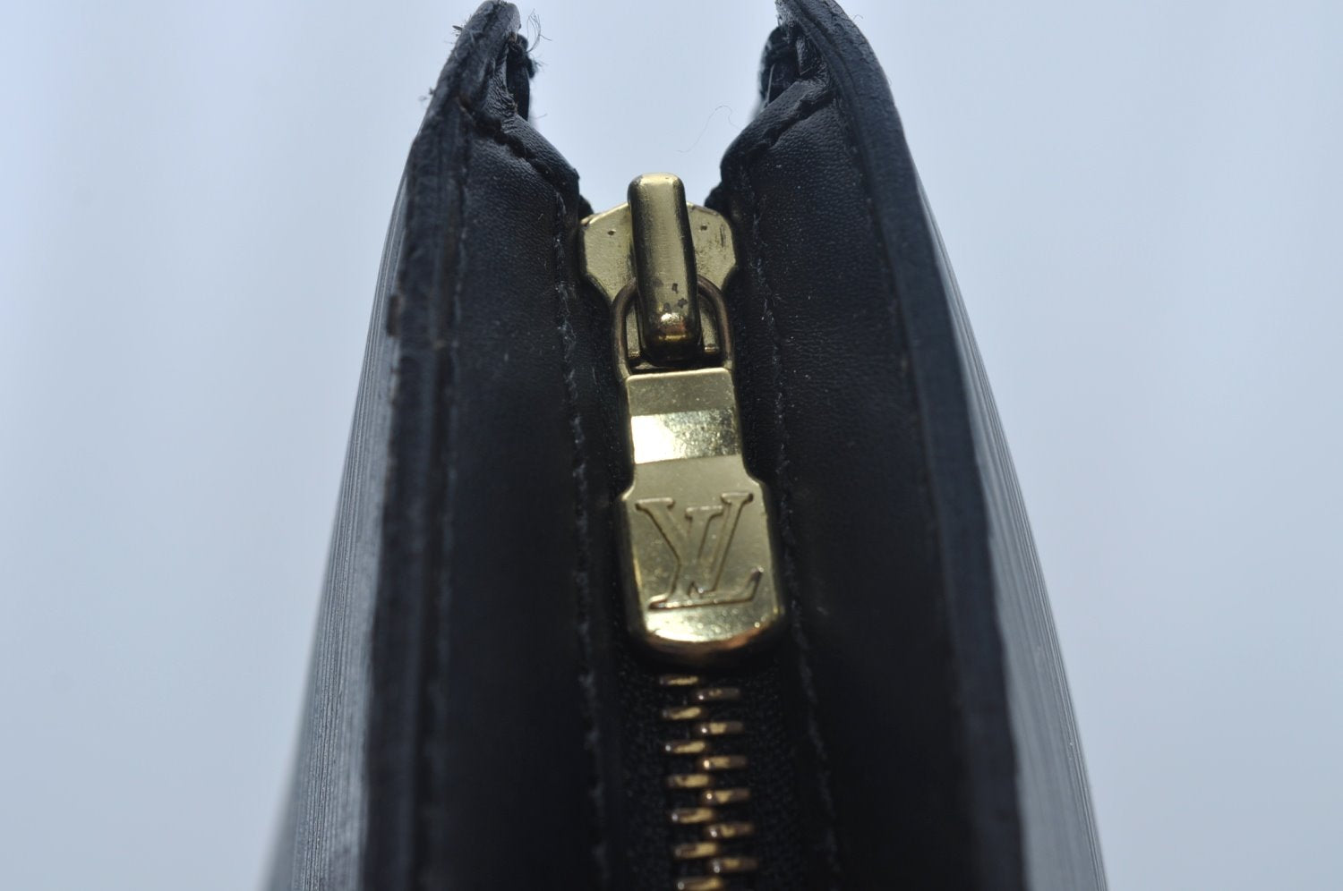 Auth Louis Vuitton Epi Saint Jacques Shopping Shoulder Bag Black M52262 LV 9571I