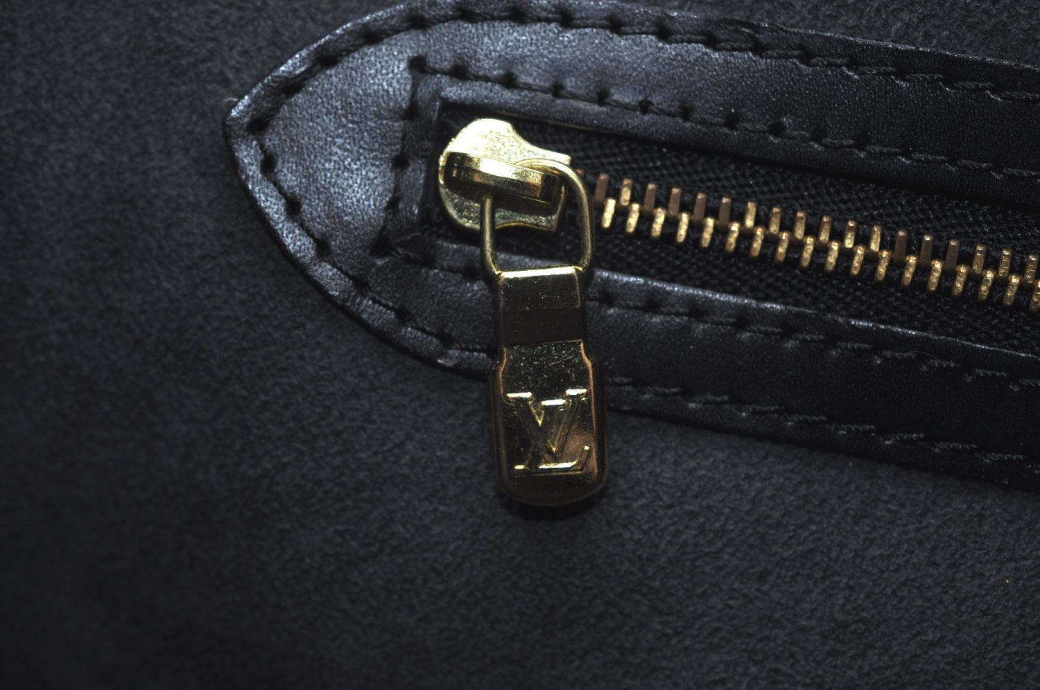 Auth Louis Vuitton Epi Saint Jacques Shopping Shoulder Bag Black M52262 LV 9571I