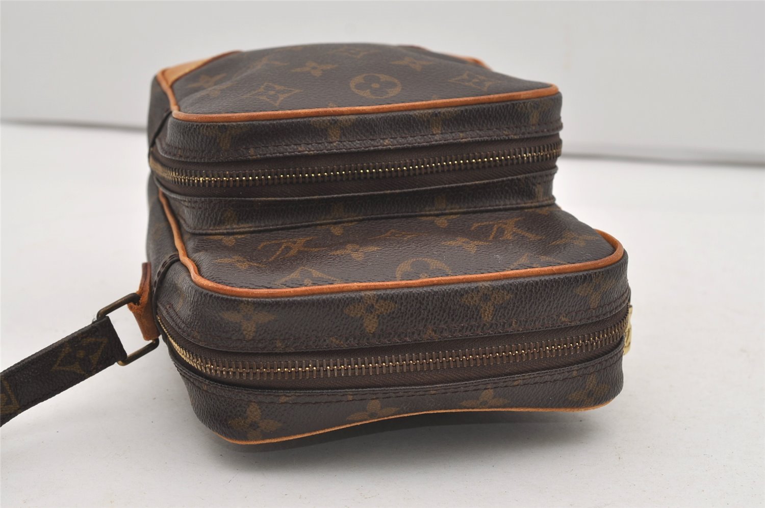 Authentic Louis Vuitton Monogram Amazone Shoulder Cross Bag M45236 Junk 9572I