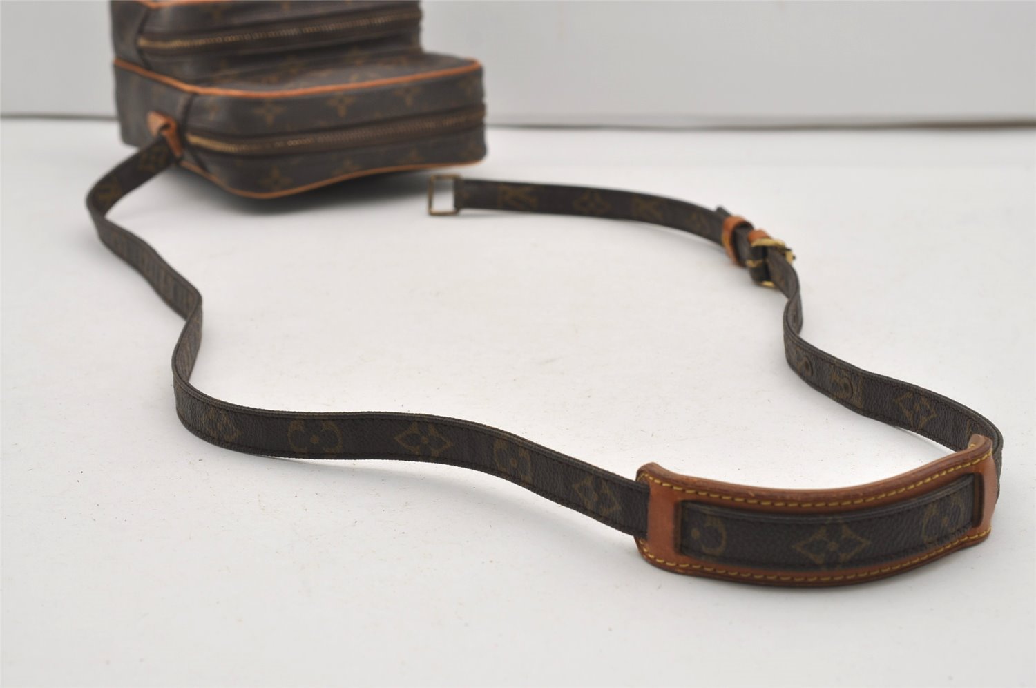 Authentic Louis Vuitton Monogram Amazone Shoulder Cross Bag M45236 Junk 9572I