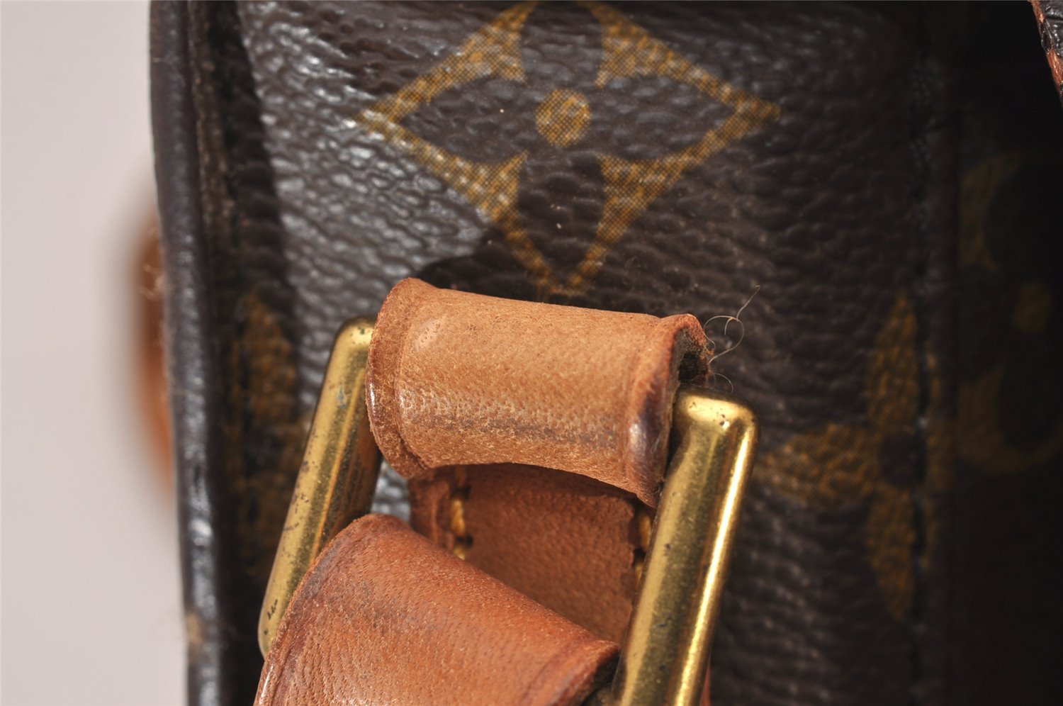 Authentic Louis Vuitton Monogram Saint Cloud MM M51243 Shoulder Cross Bag 9574I