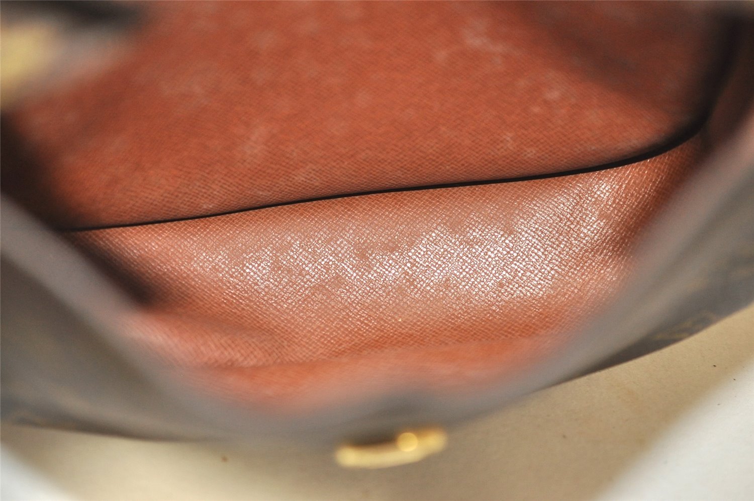 Authentic Louis Vuitton Monogram Saint Cloud MM M51243 Shoulder Cross Bag 9574I