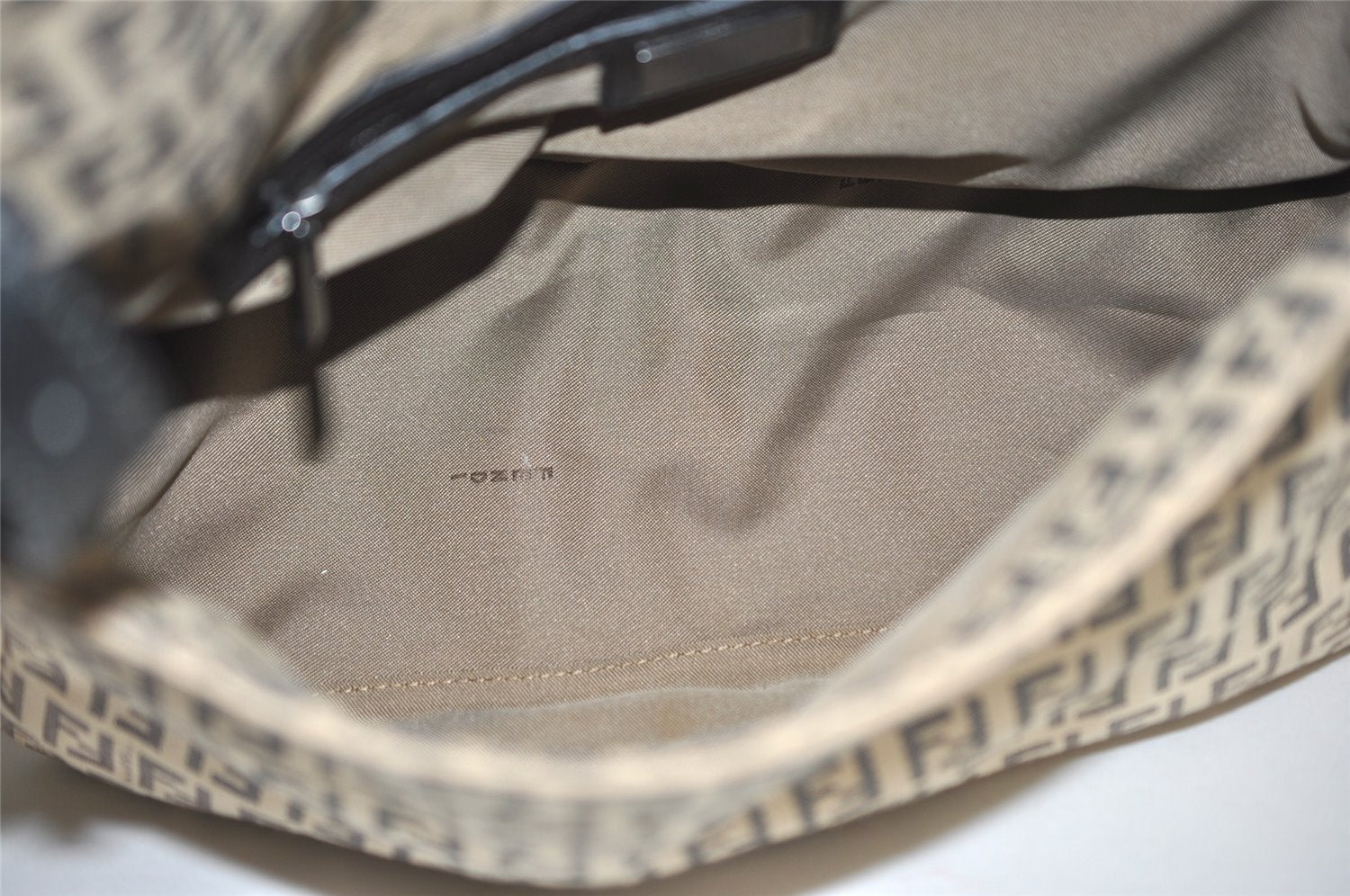 Authentic FENDI Zucchino Mamma Baguette Shoulder Bag Canvas Leather Beige 9575J