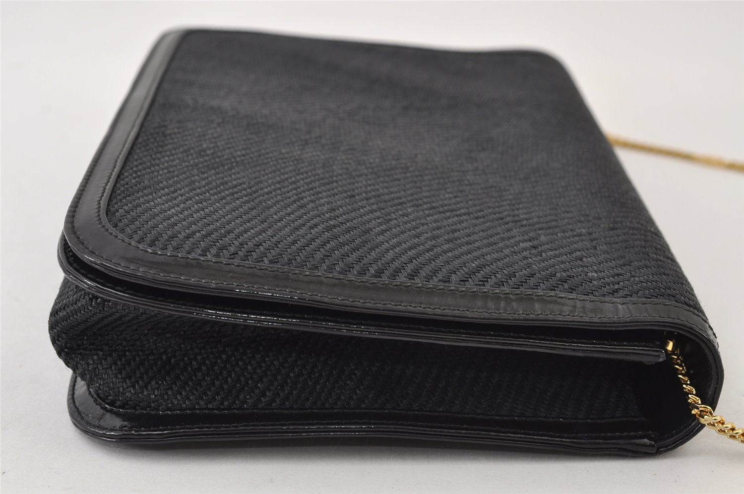 Authentic GUCCI Chain Shoulder Cross Bag Purse Straw Enamel Black 9577I