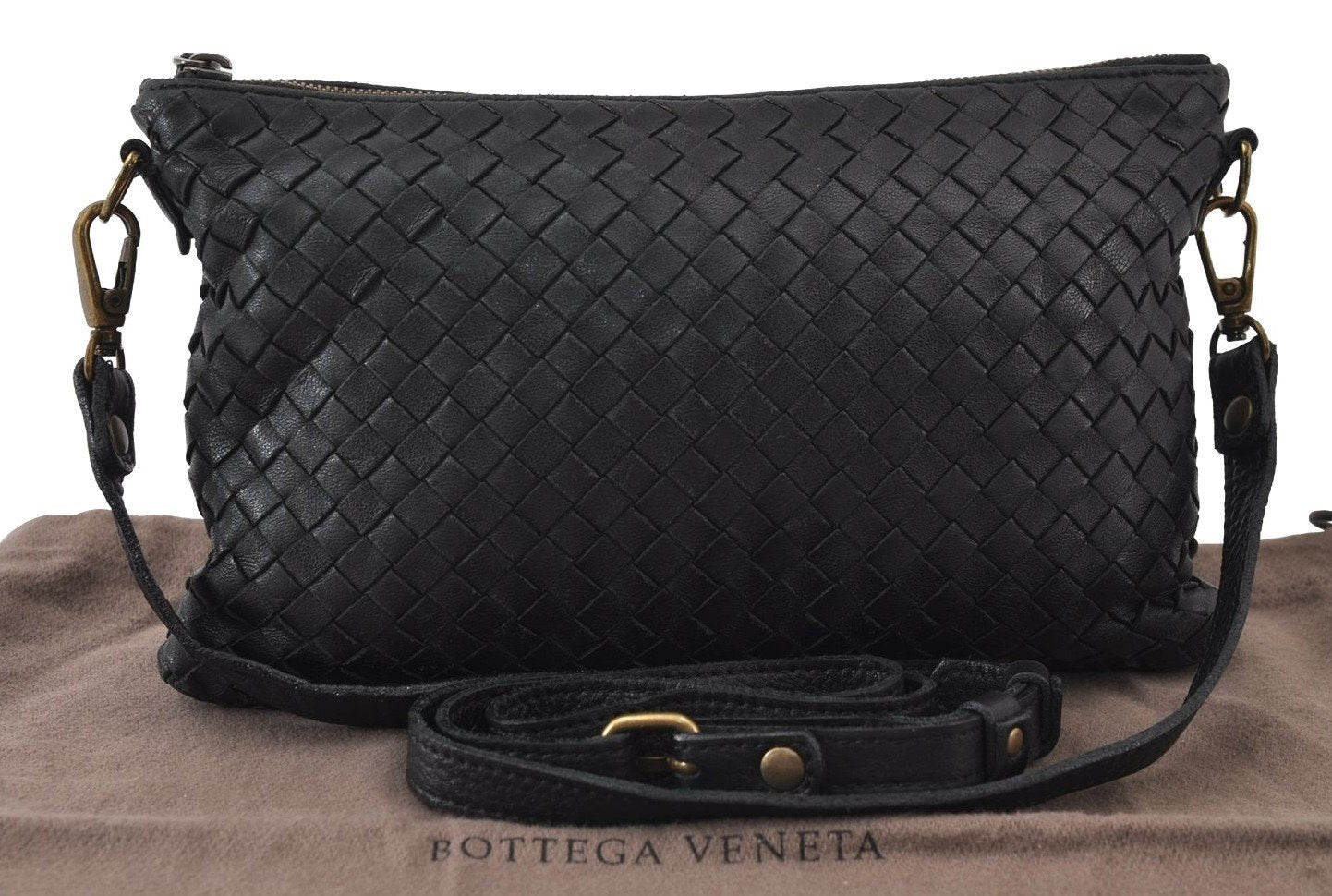 Authentic BOTTEGA VENETA Intrecciato Leather Shoulder Cross Body Bag Black 9579I