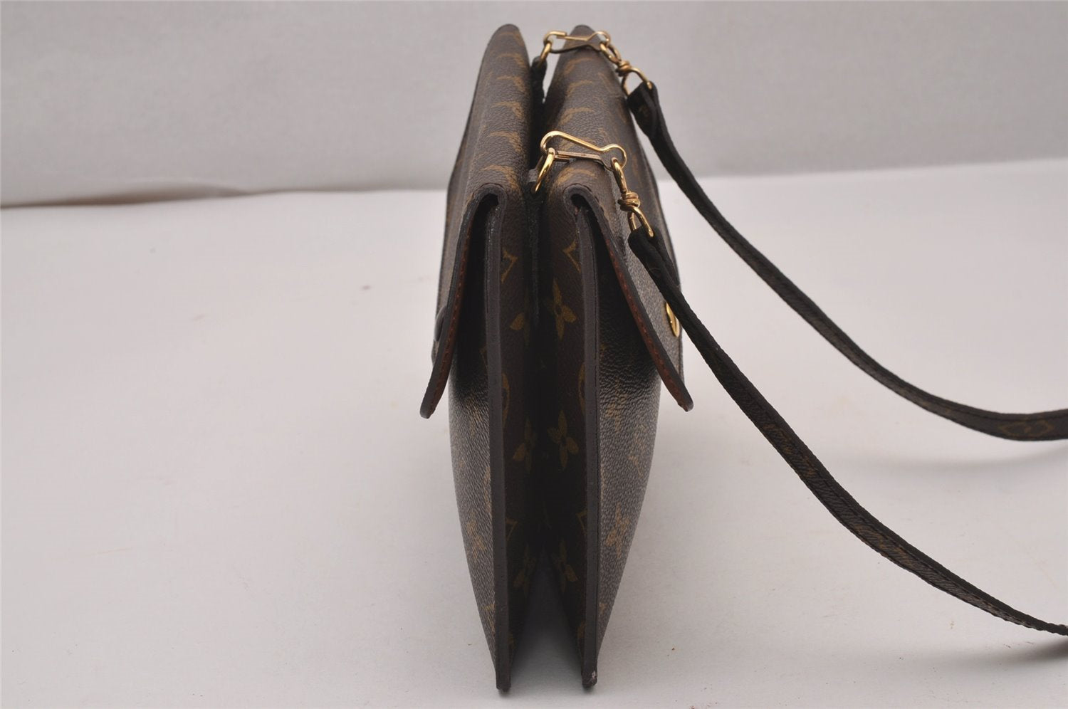 Auth Louis Vuitton Monogram Pochette Double Rabat Shoulder Bag M51815 LV 9581I