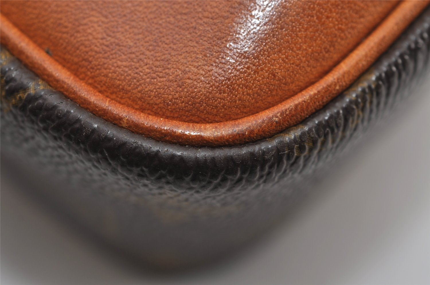 Authentic Louis Vuitton Monogram Compiegne 28 Clutch Hand Bag M51845 LV 9585I