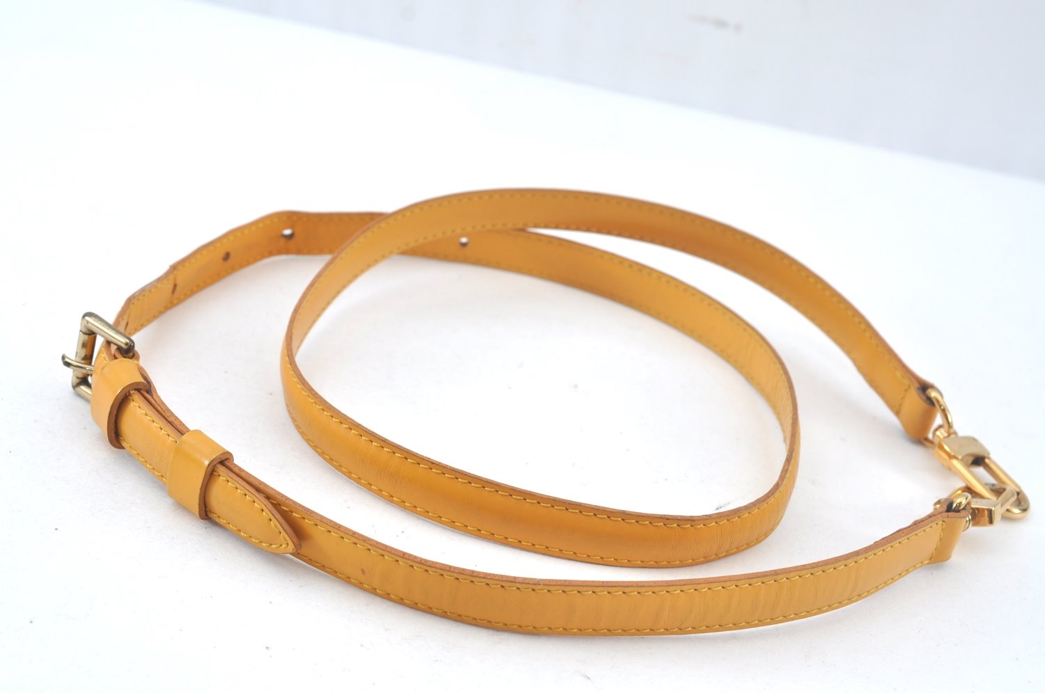 Authentic Louis Vuitton Leather Shoulder Strap Yellow 41.3-47.8