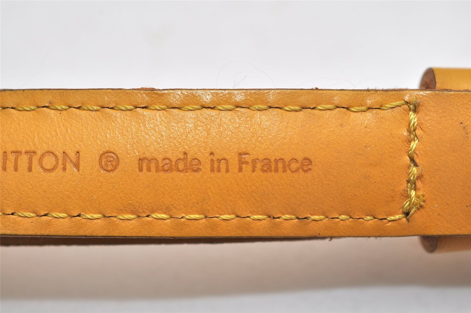 Authentic Louis Vuitton Leather Shoulder Strap Yellow 41.3-47.8