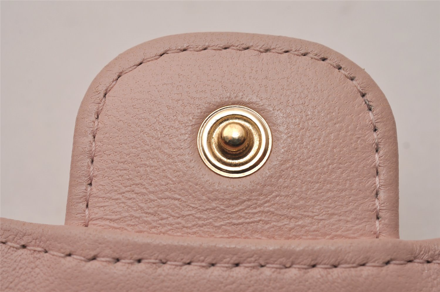 Authentic CHANEL Calf Skin Matelasse Card Case Wallet Purse CC Logo Pink 9595I