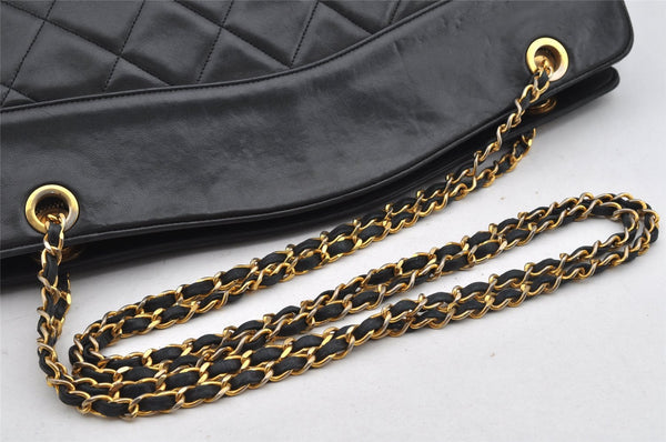 Authentic CHANEL Vintage Calf Skin Matelasse Chain Shoulder Bag Black CC 9596J