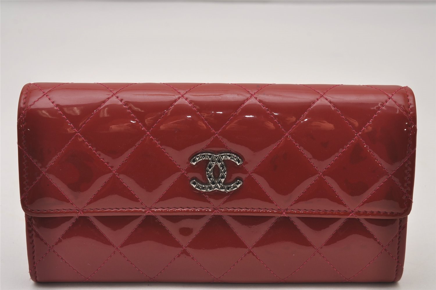 Authentic CHANEL Brilliant Enamel Matelasse Long Wallet Purse Red CC 9597I