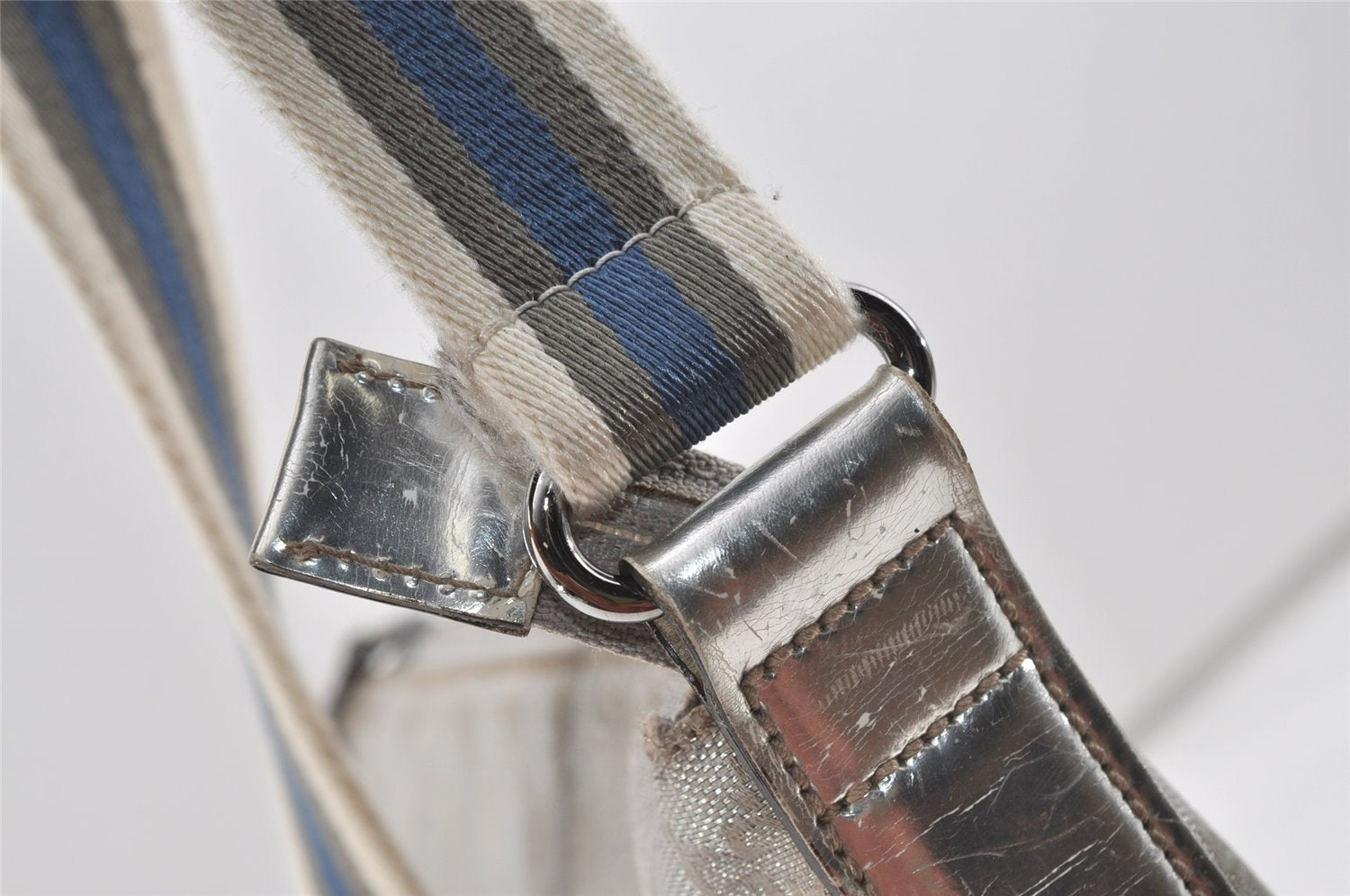 Authentic GUCCI Sherry Line Shoulder Bag GG Canvas Leather 145857 Silver 9603I
