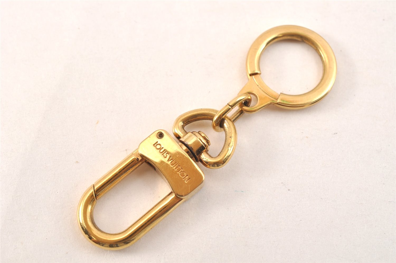 Authentic Louis Vuitton Charm Key Chain Anokre Gold M62698 LV 9618K