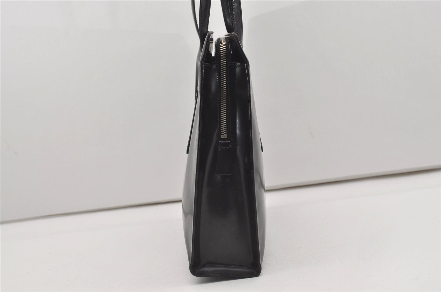 Authentic PRADA SPAZZOLATO SPOR Leather Shoulder Hand Bag B6902 Black 9622I