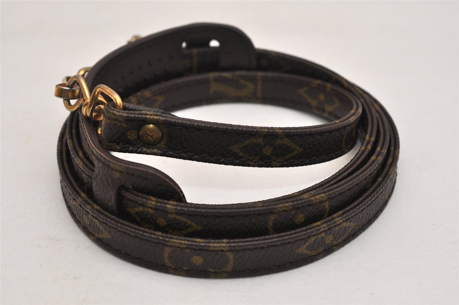 Authentic Louis Vuitton Monogram Shoulder Strap Old Model 51.2