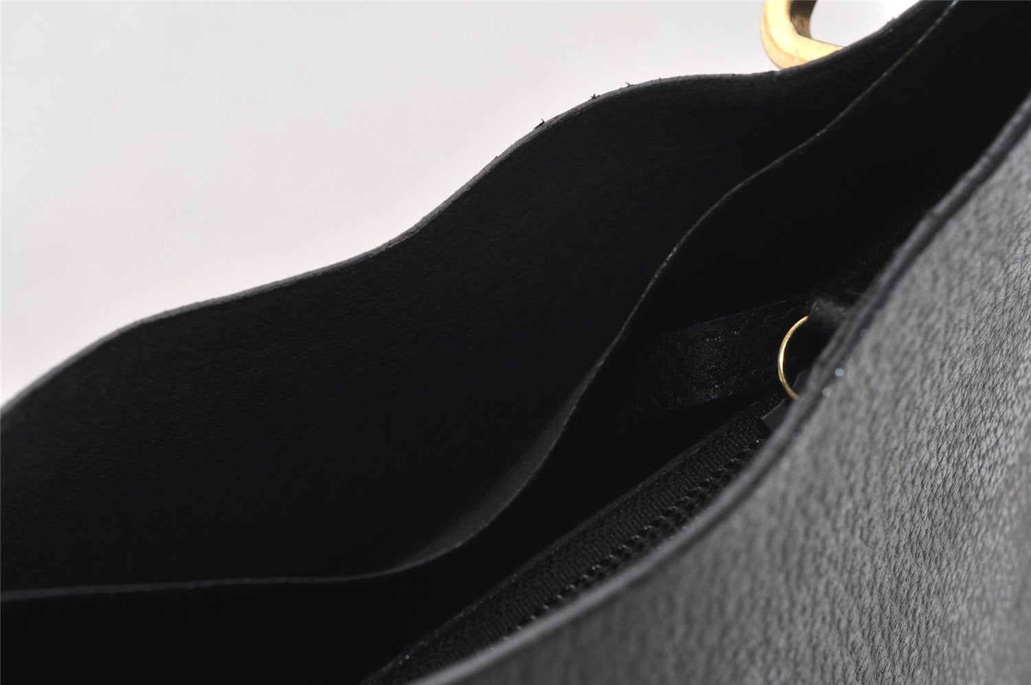 Authentic GUCCI Vintage Bamboo Shoulder Bag Purse Leather Black 9631I