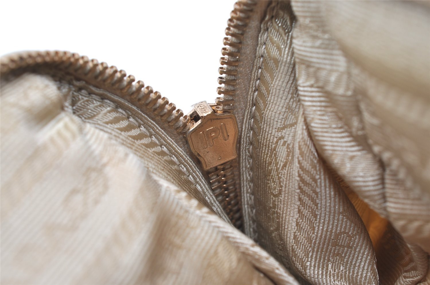 Authentic PRADA Nylon Tessuto Leather Shoulder Hand Bag Purse Beige 9632I