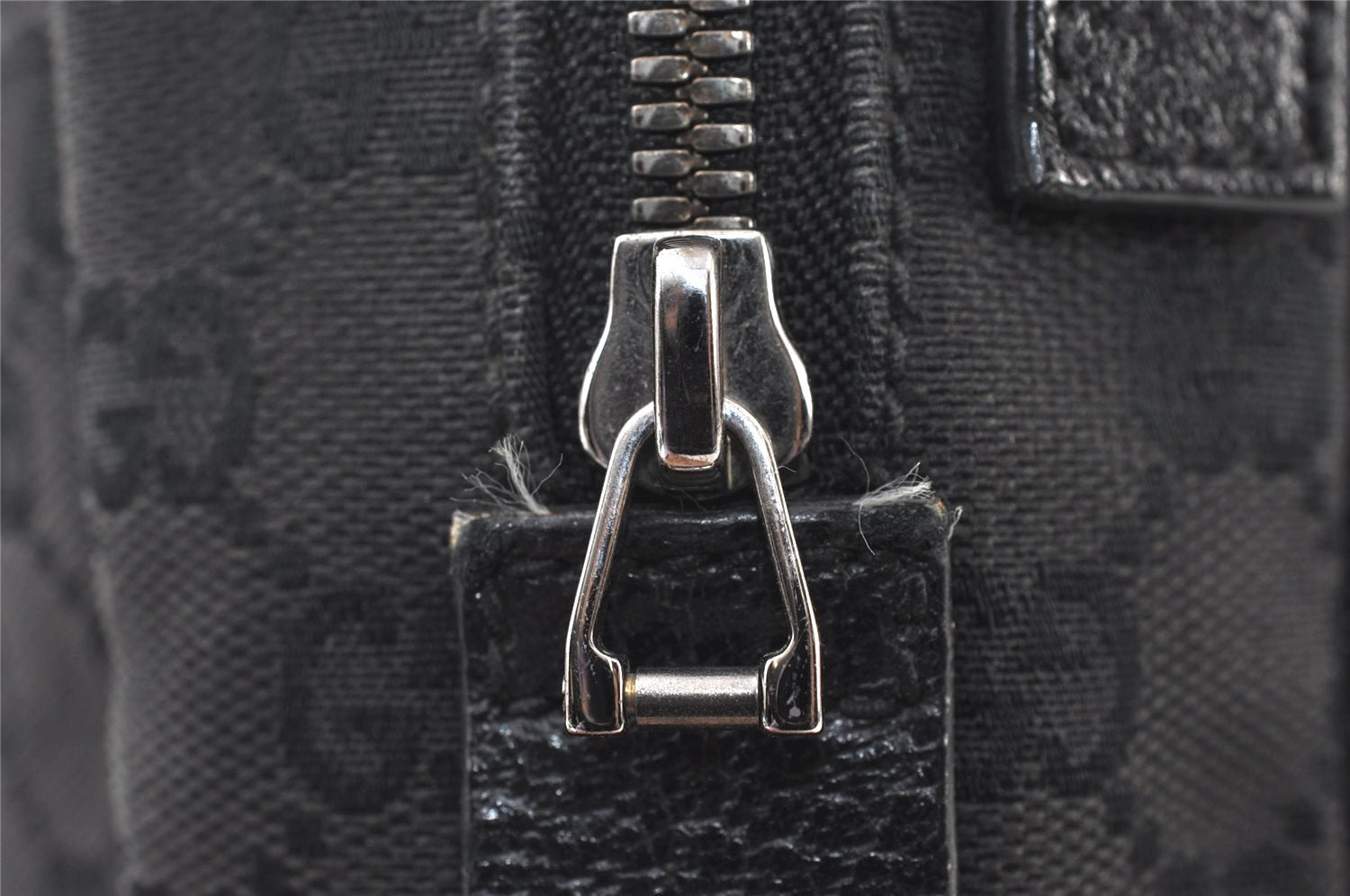 Authentic GUCCI Shoulder Cross Body Bag GG Canvas Leather 122759 Black 9639I